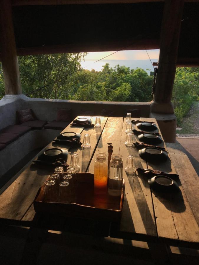 Ngalung Kalla Retreat Waikabubak Exterior foto